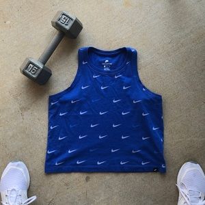 💙🏃🏼‍♀️Nike Crop Top